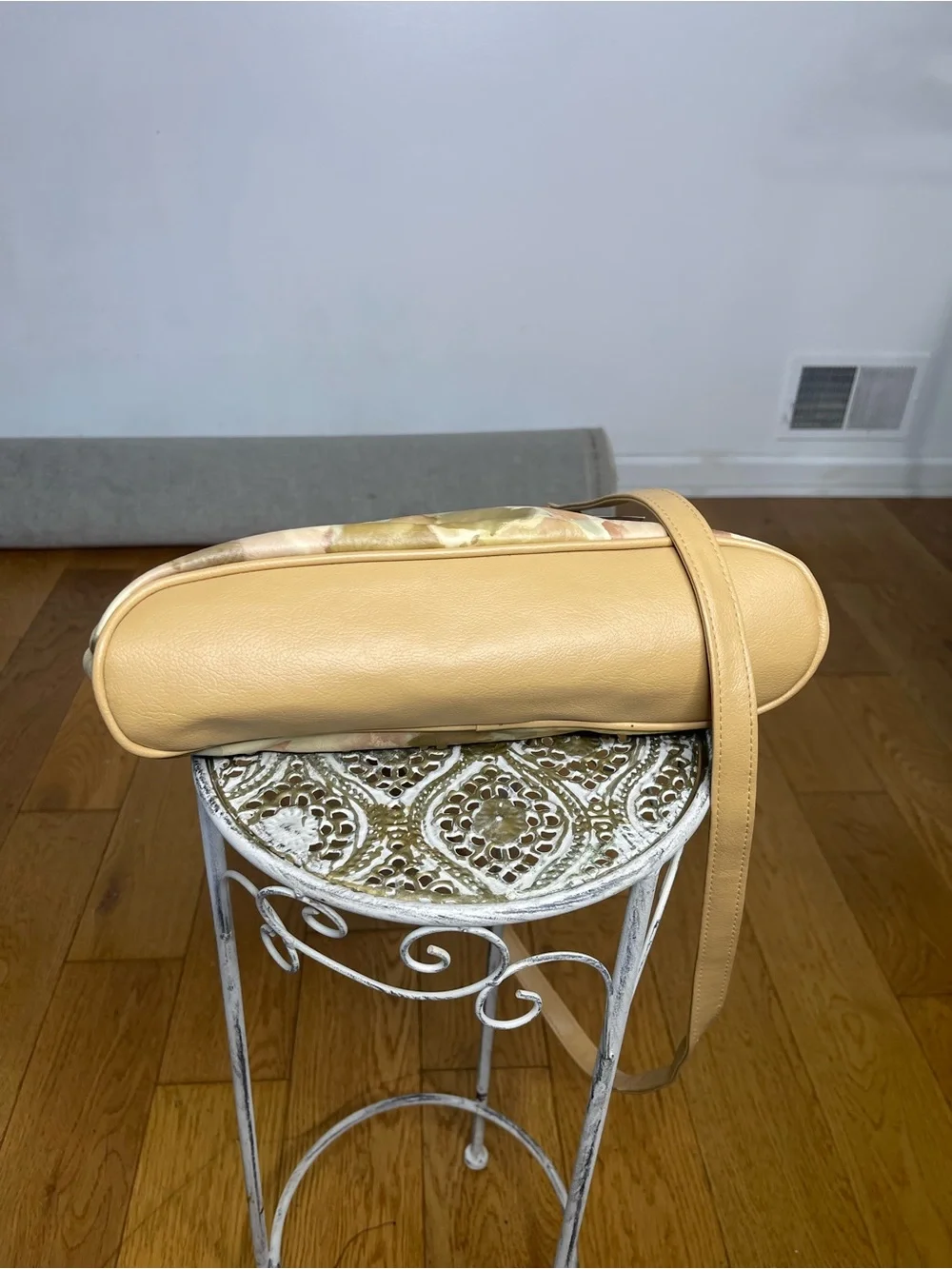 Vintage Beige Floral Satchel with Tan Trim